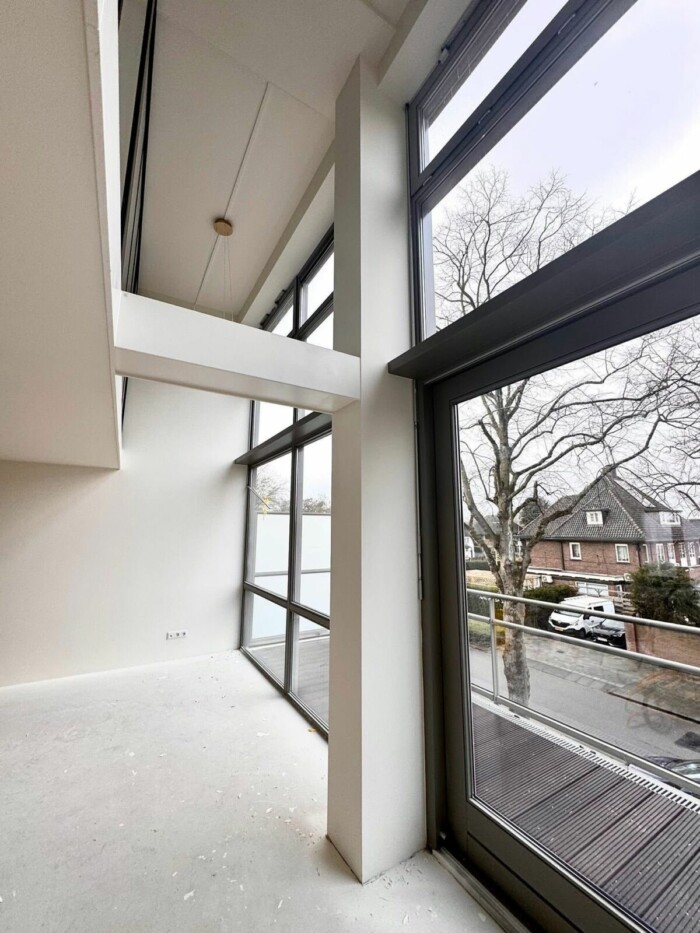 StraxX Exclusive Finish