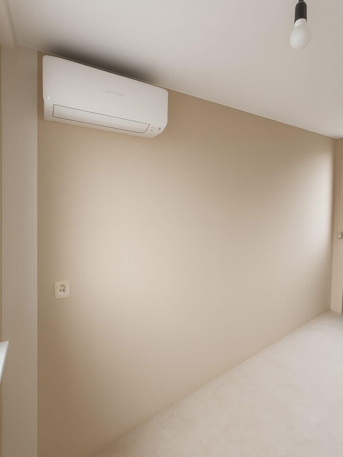 StraxX Exclusive Finish