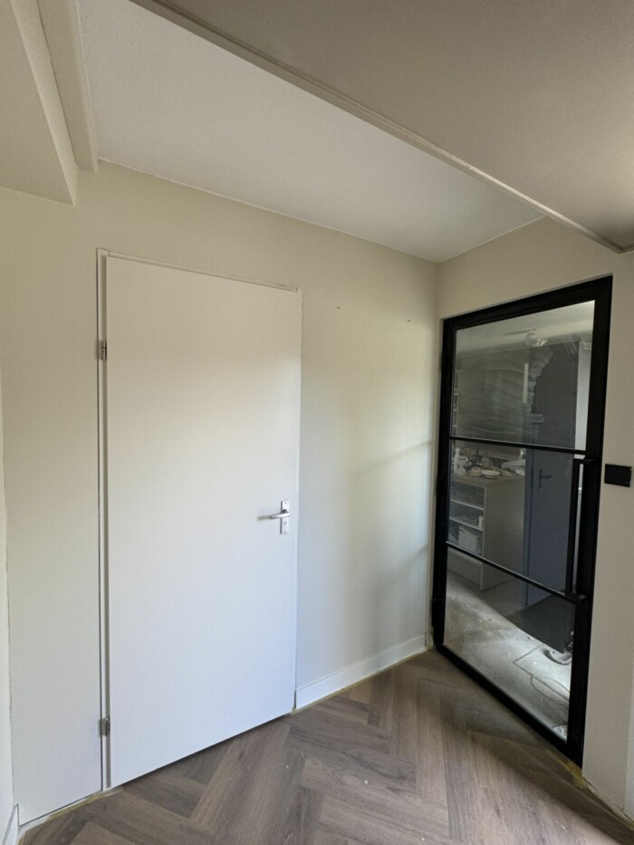 StraxX Exclusive Finish